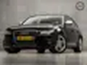 Audi A4 Avant 1.8 TFSI S-Line Sport 161Pk (NAVIGATIE, CLIMATE, TREKHAAK, SPORTSTOELEN, PARKEERSENSOR