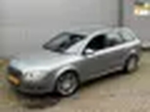 Audi A4 Avant 3.0 TDI quattro / AUTOMAAT / S-LINE / RIJDT SUPER