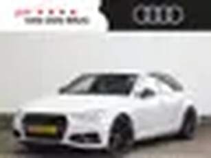 Audi A4 Limousine 35 TFSI Sport S line edition S-line in- en exterieur Zwart optiek LED Park