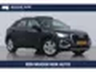 Audi Q2 35 TFSI Business Edition Panoramadak ACC Afneembare Trekhaak Navigatie