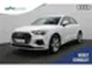 Audi Q3 35 TFSI 150 pk S-tronic Pro Line Trekhaak Navigatie Stoelverwarming Parkeersensoren