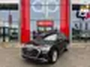 Audi Q3 40 TFSI quattro S edition S-line/Panorama