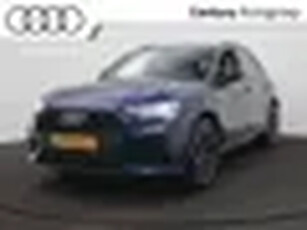 Audi Q3 45 TFSI e S edition Trekhaak 19'' LMV ACC Sfeerverlichting Keyess 4j garantie