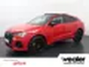 Audi Q3 Sportback 45 TFSI e S Edition 245 PK Trekhaak Panoramadak Black optiek Lichtmetale