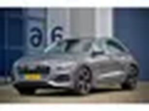 Audi Q8 55 TFSI e Quattro / NL Auto / 1e Eig. / Luchtvering / Stoelvent. / B&O / 22 Inch