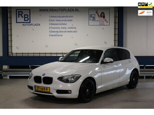 BMW 1-serie 114i EDE / NAV / STOELVERWARMING / D-GLAS / VELG / WHITE EDITION ! ! !