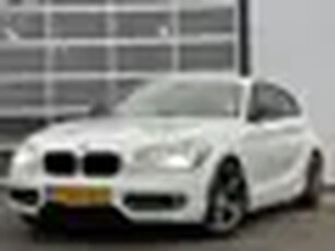 BMW 1-serie 116i Business Sport 136pk Bi-Xenon Koplampen Climate Control Pdc voor en achter