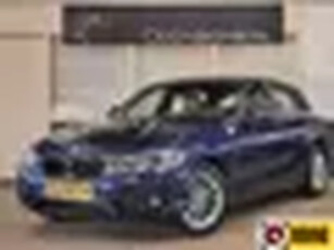 BMW 1-serie 118i Corporate Lease High Executive + LEDER + STOELVERWARMING !!