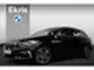 BMW 1-serie 118i High Executive Edition Parking Pack/ verwarmde voorstoelen/ Cruise Control/ Active