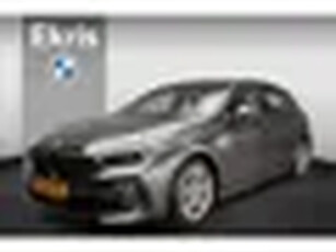 BMW 1 Serie 5-deurs 116i M-Sportpakket LED Navigatie Sportstoelen Clima PDC Shadow lin