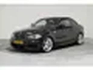 BMW 1-SERIE Coupe 135i High Executive M pakket, 306PK, NL, Boekjes, Automaat, Leer, .. NETTE en STRA