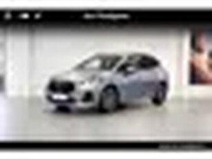 BMW 2 Serie Active Tourer 225e xDrive M Sport Glazen Panoramadak Harman Kardon Headup displa