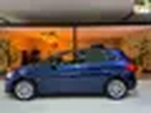 BMW 2-serie Active Tourer 225xe iPerformance Executive Garantie Head-up StoelVW Memory PDC Lane Navi