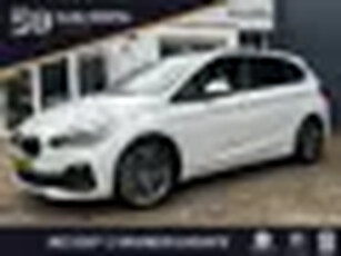 BMW 2-serie Active Tourer 225xe iPerformance High Executive AUT Schuif- Kanteldak Camera