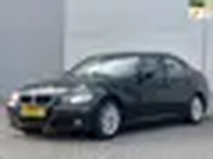 BMW 3-serie 320d High Executive M-Uitvoering Leder Xenon Navigatie Parkeersensoren