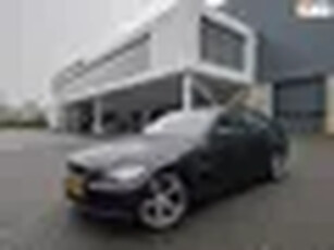 BMW 3-serie 320i Dynamic Executive NAVI LEDER PSENSOR CRUISE 2 X SLEUTELS