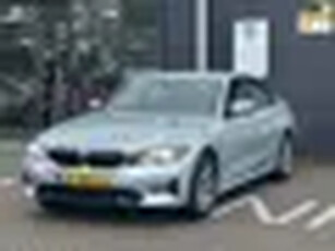 BMW 3-serie 320i Executive Edition/sfeerverlichting/APP-CONNECT/LED/NL-AUTO NAP!!