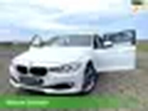 BMW 3-serie 320i Executive NAP 5D Automaat Xenon Leder Navi