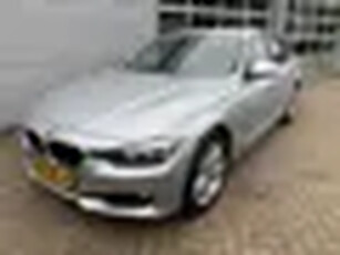 BMW 3-serie 320i High Executive