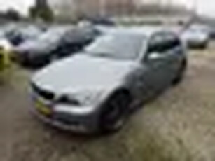 BMW 3-serie bmw 320 i sedan airco 6 bak 17 inch sport velgen