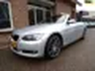 BMW 3-serie Cabrio 320i Executive Automaat / Leder / Navi