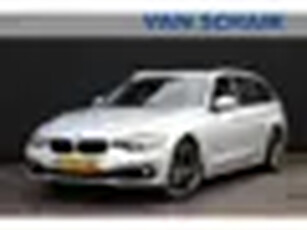 BMW 3 Serie Touring 316d Centennial High Executive LEDER PDC TREKHAAK NAVI CRUISE