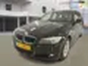 BMW 3-serie Touring 318i Business Line