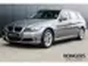 BMW 3-serie Touring 318i Business Line Style leder int. groot navi