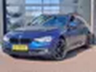 BMW 3 Serie Touring 318i Corporate Lease Executive Automaat LED Cruise Trekhaak PDC