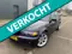 BMW 3-serie Touring 318i Executive / AUTOMAAT / APK / NAP / AIRCO / MOTOR EN BAK 100% / INRUILAUTO /