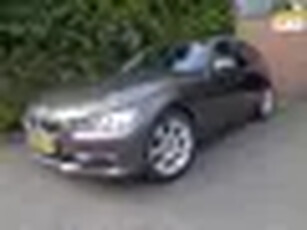 BMW 3-serie Touring 320d EfficientDynamics Edition High Executive Upgr,Navi,Leder,Xenon,Camera,PDC