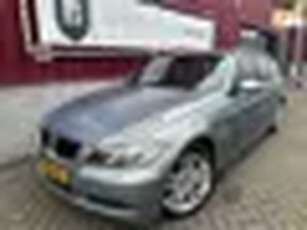 BMW 3-serie Touring 320i Dynamic Executive // Xenon // Sportstoelen // Clima