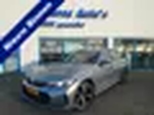 BMW 3 Serie Touring 320i High Executive / M-Sport / LED / DAB / HIFI / Camera / Bomvol