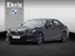 BMW 5 Serie 520i Sedan M-Sportpakket Innovation Pack Panoramadak Leder 20inch