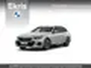 BMW 5 Serie 530e Touring M Sport Edition M Sportpakket Travel pack Comfort Pack BMW Hybrid