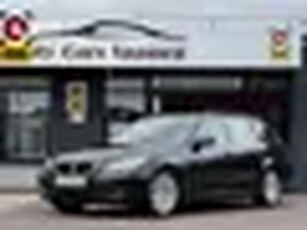 BMW 5 Serie Touring 520i Business Line Edition I youngtimer 170 pk panoramadak navigatie climate ctr