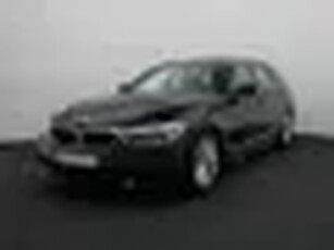 BMW 5 Serie Touring 520i High Executive M Sportpakket Panoramadak Comfortstoelen HIFI 19