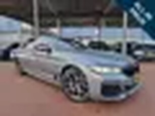 BMW 5 Serie Touring 530e Business Edition Plus Hybrid ECC STOELVERW LEER CAMERA PANO ELE