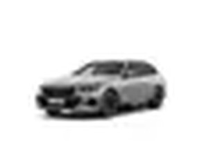 BMW 5 Serie Touring 530e M-Sport Pro 21'' B&W Panorama. Stoelvent. Driv. + Park. Plus