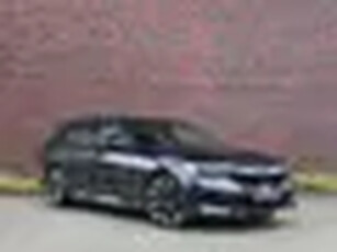 BMW 5 Serie Touring 530e xDrive *Pano*HUD*B&W*Trekhaak*