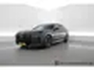 BMW 7 Serie 750e xDrive M Sport Pano Skylounge HUD Soft Close Luchtvering Massage B&W