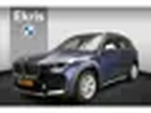 BMW iX1 xDrive30 LED Leder Navigatie Sportstoelen Chrome line Stoelverwarming DAB Al