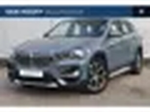 BMW X1 sDrive18i Executive xLine Automaat / Multifunctioneel stuurwiel / PDC achter / LED / Head-Up