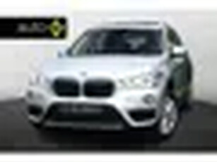 BMW X1 sDrive20i Executive Edition / Panorama / Trekhaak