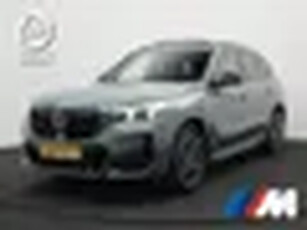 BMW X1 sDrive20i M-Sport Panodak Trekhaak af Fabriek Camera Carplay Led Alcantara Sports