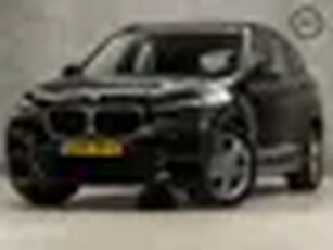 BMW X1 xDrive25e M Sport 221Pk Automaat (PANORAMADAK, M PAKKET, GROOT NAVI, SFEERVERLICHTING, ADAPTI