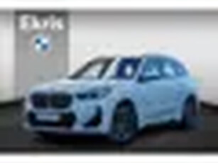 BMW X1 xDrive30e M Sportpakket Innovation Pack Trekhaak met elektrisch wegklapbare kogel Drivi