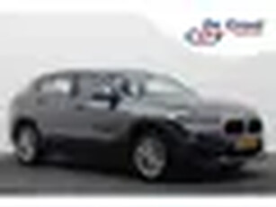 BMW X2 sDrive20i High Executive Automaat LED, Navigatie, Stoelverwarming, Cruise, Climate, Intellige