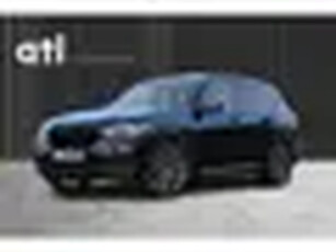 BMW X5 xDrive40i Executive M-Sportpakket, 22 inch wielen, Panoramadak, Head up, Laserlicht, Elektrische trekhaak, Stoelverwarming voor en achter, Harman Kardon, Stoelventilatie, ​Driving assistent plus, Entertainment ​Professional, Grootlichtassistent, etc.