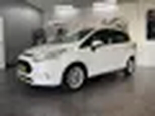 Ford B-MAX 1.0 EcoBoost Titanium Verwarmde voorstoelen, Parkeersensoren, Navigatie, Cruise control.